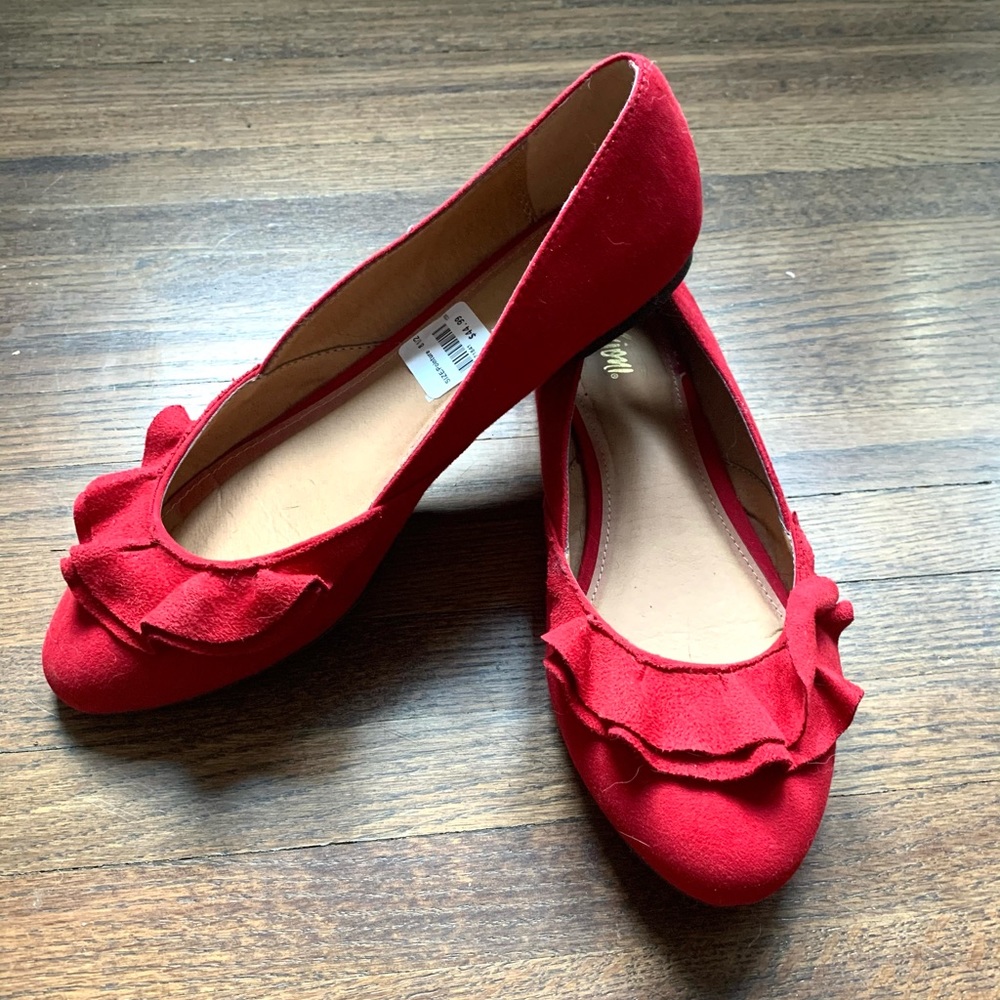 Red shoes - flats